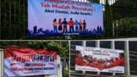 Spanduk Jaga Jakarta Di Sudut Ibukota Spanduk Jaga Jakarta Di Sudut Ibukota